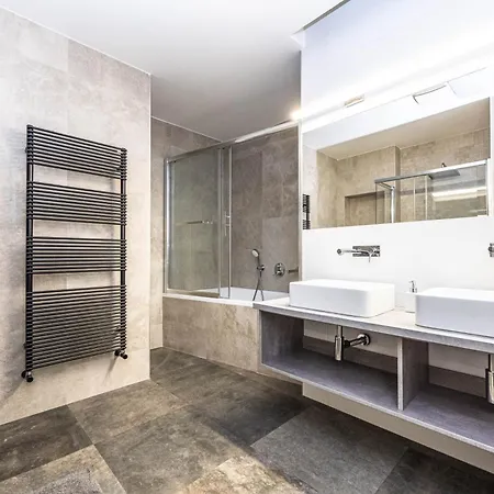 Penzion Budejovicka - Stylish House & In