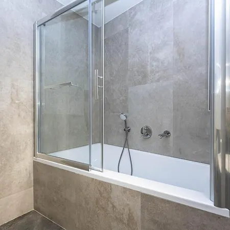 Budejovicka - Stylish House & In Guest house Prague